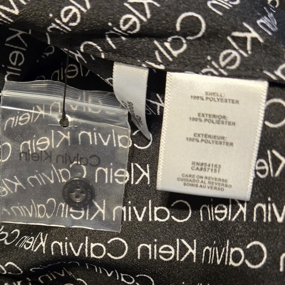 Calvin Klein Women's Black Long Sleeve Blouse with Convertible Sleeve. NWT. - Picture 11 of 12